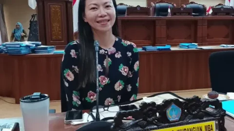 Anggota Pansus Cindy Wurangian Kritisi Masalah SKPD Sulut, Website Jadi Sorotan