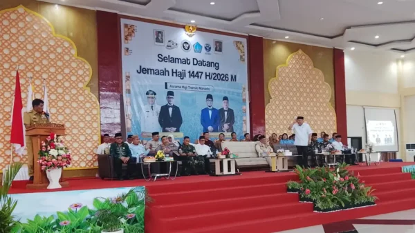 Lepas Jamaah Haji, Gubernur Yulius Selvanus Gaungkan Embarkasi Haji di Sulut