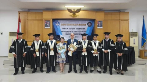 Meidy Tinangon Raih Gelar Doktor, Bahas Pilkada, Danau Tondano, Mapalus, dan ST4
