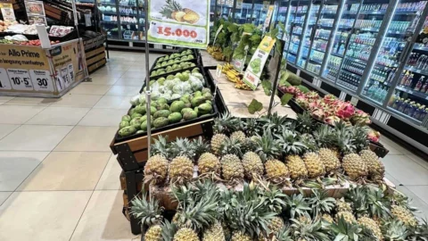 Rupiah Anjlok ke Rp17.237, Disperindag Manado Pastikan Stok Bapok Aman