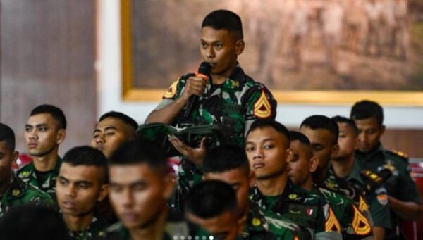 Mayjen Rano Tilaar Beri Pengarahan Geopolitik Bagi Taruna AKMIL