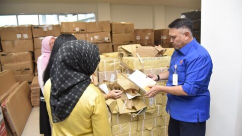 Universitas Tadulako Palu Terima Hibah 4.000 Buku dari Penerbit China