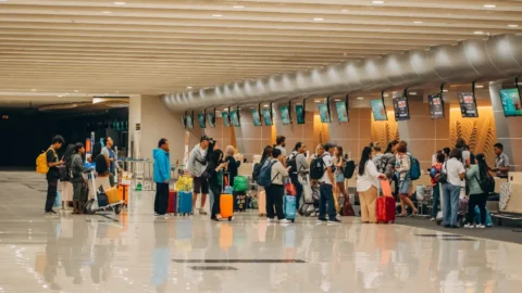 Tidak Ada Gangguan Penerbangan, Bandara Sam Ratulangi Tetap Normal Pasca Gempa