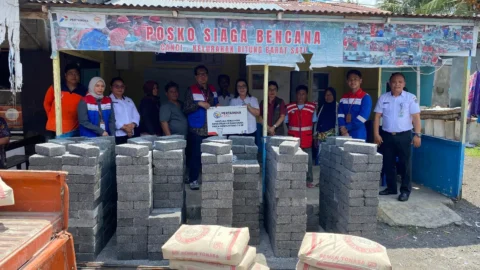 Bantu Pemulihan Infrastruktur Pasca Gempa, Pertamina Salurkan Bantuan di Bitung