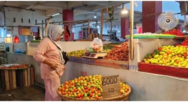 Harga Cabe Rawit Masih Tinggi, Pedagang Keluhkan Pasar Sepi 9 Harga Cabe Rawit Masih Tinggi, Pedagang Keluhkan Pasar Sepi