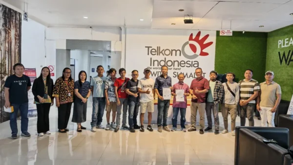 Telkom Witel Sumalut Hadirkan Solusi Internet untuk UMKM, Gandeng PT Sky Multimedia Lestari 9 Telkom Witel Sumalut Hadirkan Solusi Internet untuk UMKM, Gandeng PT Sky Multimedia Lestari