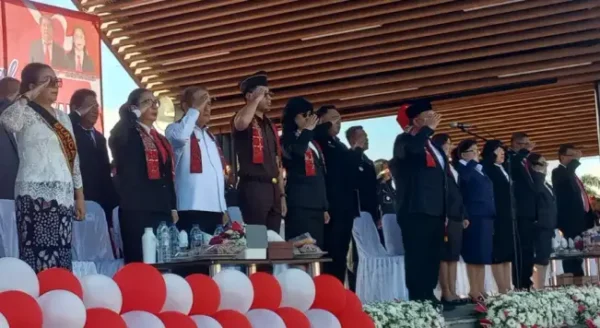 Robby Dondokambey Pertegas Komitmen untuk Pendidikan di Minahasa 9 Robby Dondokambey Pertegas Komitmen untuk Pendidikan di Minahasa