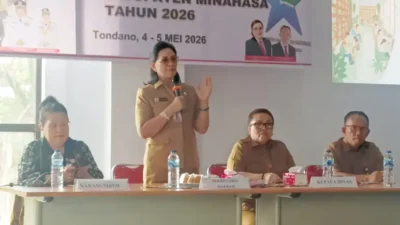 Lynda Watania: Jadikan Perpustakaan Pusat Literasi Masyarakat