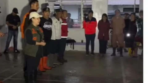 Vanda Sarundajang Beri Dukungan Pencarian Orang Hilang di Desa Kayuuwi