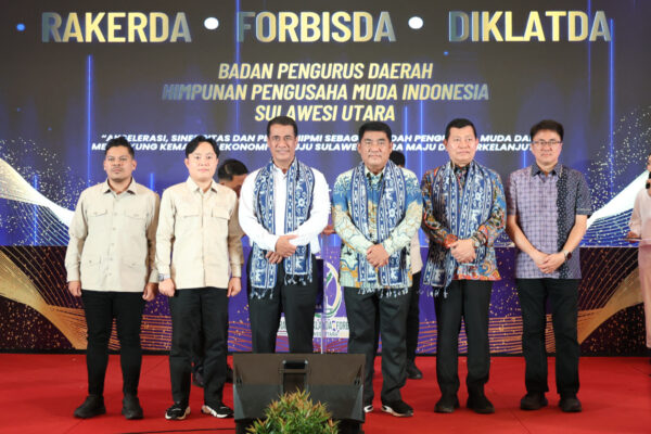 Mentan Andi Amran Bersama Gubernur Yulius Selvanus dan Wagub Victor Mailangkay Hadiri Rakerda HIPMI Sulut