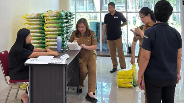 Langkah Cepat Joune Ganda Hadapi Kenaikan Beras, Warga Bisa Beli Maksimal 25 Kg