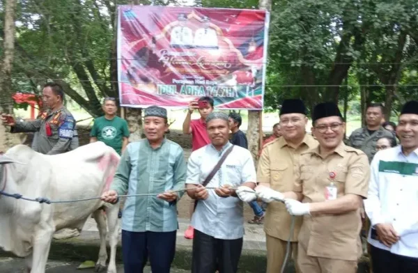 Joune Ganda Ajak Warga Mampu Ikut Berkurban 10 Joune Ganda Ajak Warga Mampu Ikut Berkurban