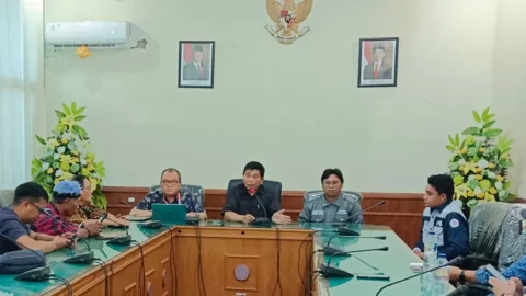 Polemik Demo di Polda Sulut: Unsrat Klarifikasi Status Mahasiswa dan Siap Panggil Dosen Terlibat