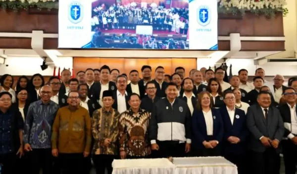 Tokoh Sulut Warnai DPP PIKI: Ada Olly Dondokambey, Yulius Selvanus, hingga Ferry Liando 2 Tokoh Sulut Warnai DPP PIKI: Ada Olly Dondokambey, Yulius Selvanus, hingga Ferry Liando