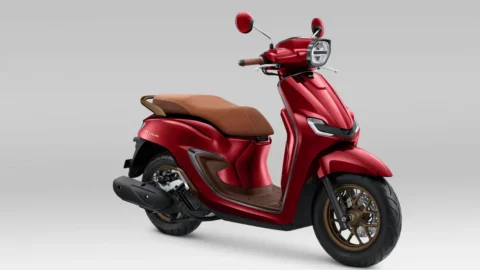 Warna Baru, Gaya Baru: Honda Stylo 160 Tampil Lebih Eksklusif