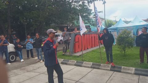 Kebijakan Perumda Pasar Bitung Dipertanyakan, Rusdyanto Soroti Demosi Sepihak dan Penunjukan THL