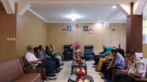 IWGR Lamahu Bitung Temui Wali Kota Hengky Honandar, Azhari Laisa Pastikan Pelantikan Hadirkan Fadel Muhammad dan Wiranto