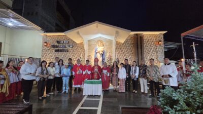 Penuh Khidmat! Ellen Honandar Sondakh Hadiri Pemberkatan Taman Doa Maria Bunda Allah di Wangurer