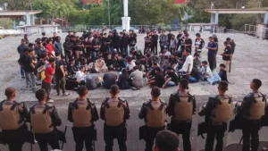 Aksi Mahasiswa di DPRD Sulut: 6 Tuntutan Keras, dari MBG hingga Tolak Militerisasi Kampus