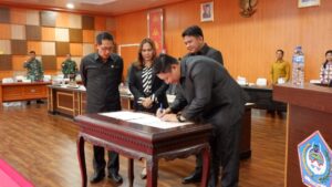 DPRD Bitung Tetapkan Rekomendasi LKPJ 2025, Hengky Honandar Ajak Semua Elemen Bersatu Bangun Daerah