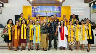 Jaga Keberagaman, Plt Lurah Sinindian Zumi Paputungan Sambangi Rumah Ibadah Warga Berbeda Keyakinan