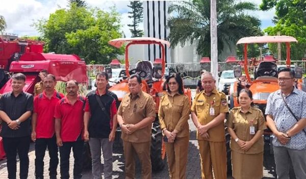 Petani Minahasa Dapat Bantuan Alsintan