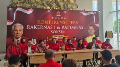 Mukhamad Misbakhun Ketua Umum SOKSI konferensi pers Rapimnas Bandung subsidi BBM LPG 2026.