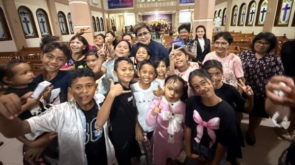 Maya Rumantir Wartakan Kebaikan Allah di Jemaat GMIST Sarfat Mini
