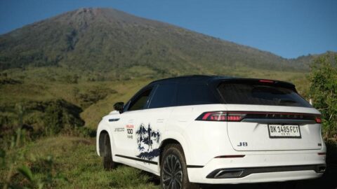 Jaecoo J7 dan J8 Jadi Lead Car dalam Ajang Rinjani100, Buktikan Performa di Alam