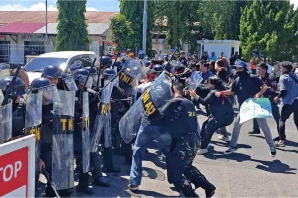 Uji Kesiapsiagaan Darurat, Bandara Sam Ratulangi Simulasikan Kecelakaan Pesawat dan Ancaman Bom 1 Uji Kesiapsiagaan Darurat, Bandara Sam Ratulangi Simulasikan Kecelakaan Pesawat dan Ancaman Bom