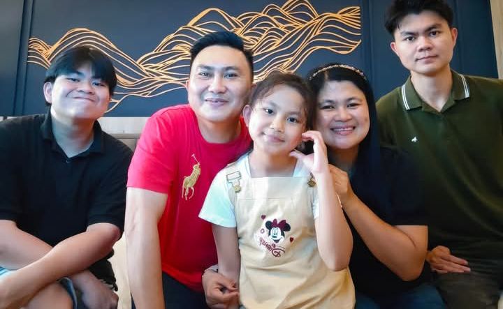 Nixen Temo: Kebahagiaan Terbesar, Saat Bersyukur Bersama Keluarga