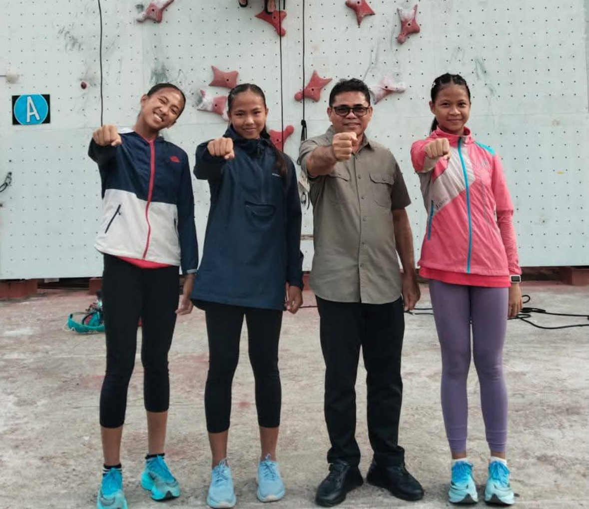 Mengawal Mimpi Atlet Sitaro, Plt Bupati Hironimus Makainas Tinjau Training Center Jelang Kejurnas