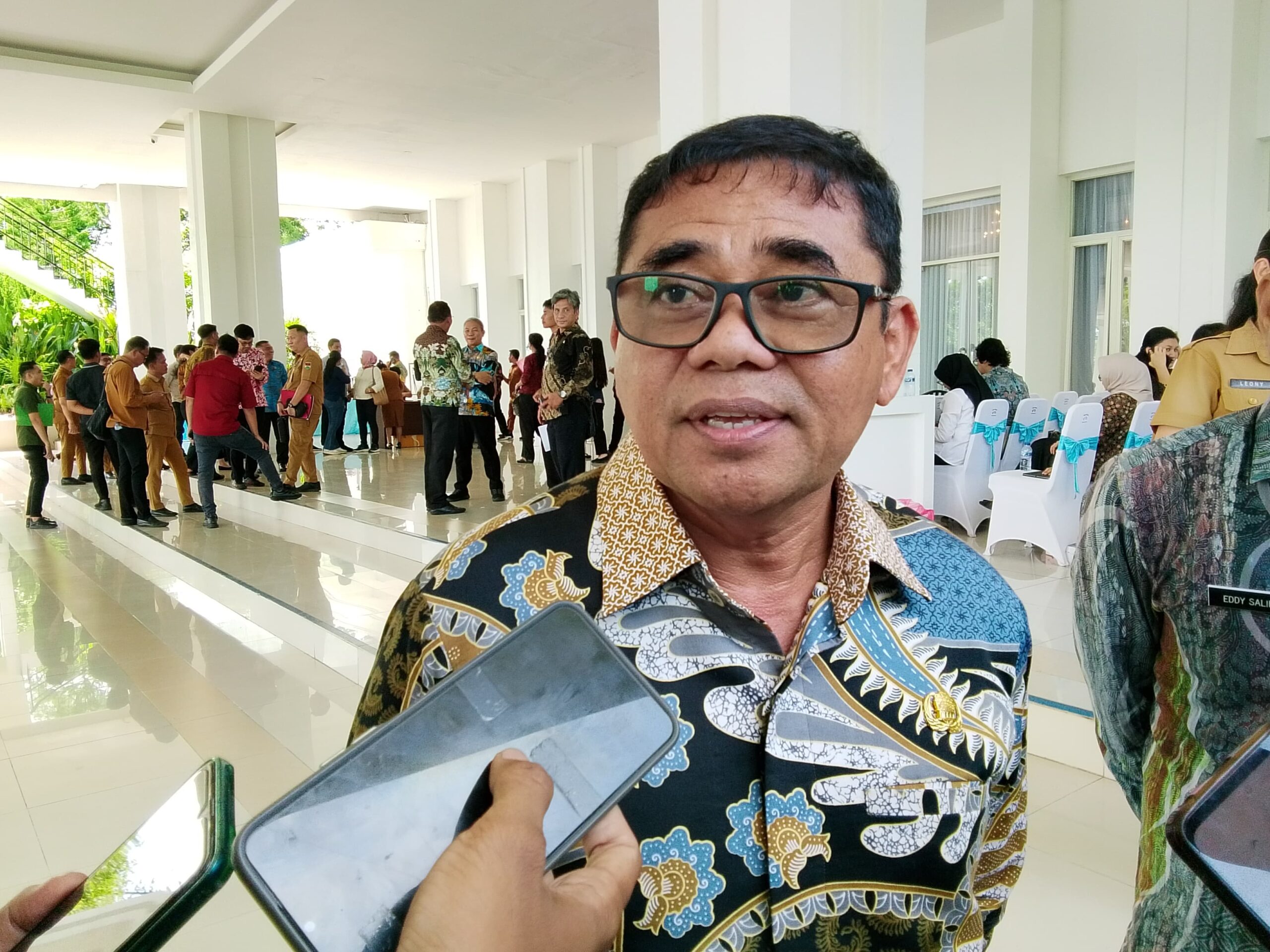Heronimus Makainas Mulai Evaluasi ASN, Sinyal Rolling Jabatan Kian Tak Terbendung