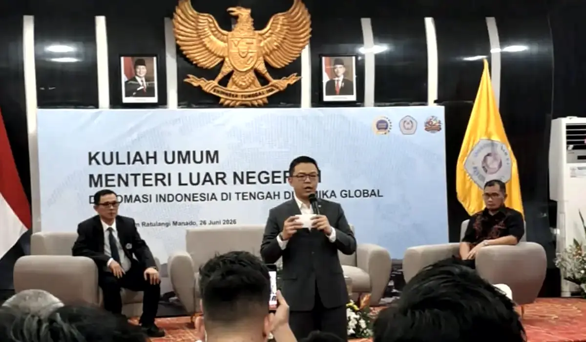 Bicara di Bibir Pasifik, Menlu Sugiono Ungkap Peran Strategis Unsrat dalam Diplomasi Dunia