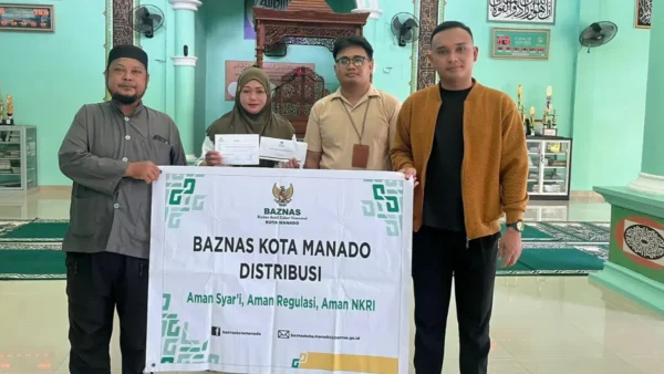 Lewat Program Manado Sejahtera, BAZNAS Kota Manado Salurkan Bantuan UMKM kepada Jamaah Masjid Al Abror