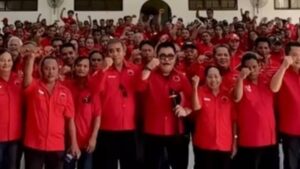 Fabian Kaloh (tengah) saat Musyawarah Anak Cabang (Musancab) PDIP se-Kabupaten Kepulauan Talaud di Aula Shekinah Melonguane, Kamis (21/5/2026)