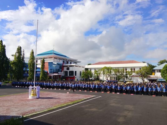 Wali Kota Hengky Honandar Perintahkan Pencairan Gaji ke-13 dan TPP ke-13 ASN Mulai 2 Juni 2026 8 Wali Kota Hengky Honandar Perintahkan Pencairan Gaji ke-13 dan TPP ke-13 ASN Mulai 2 Juni 2026