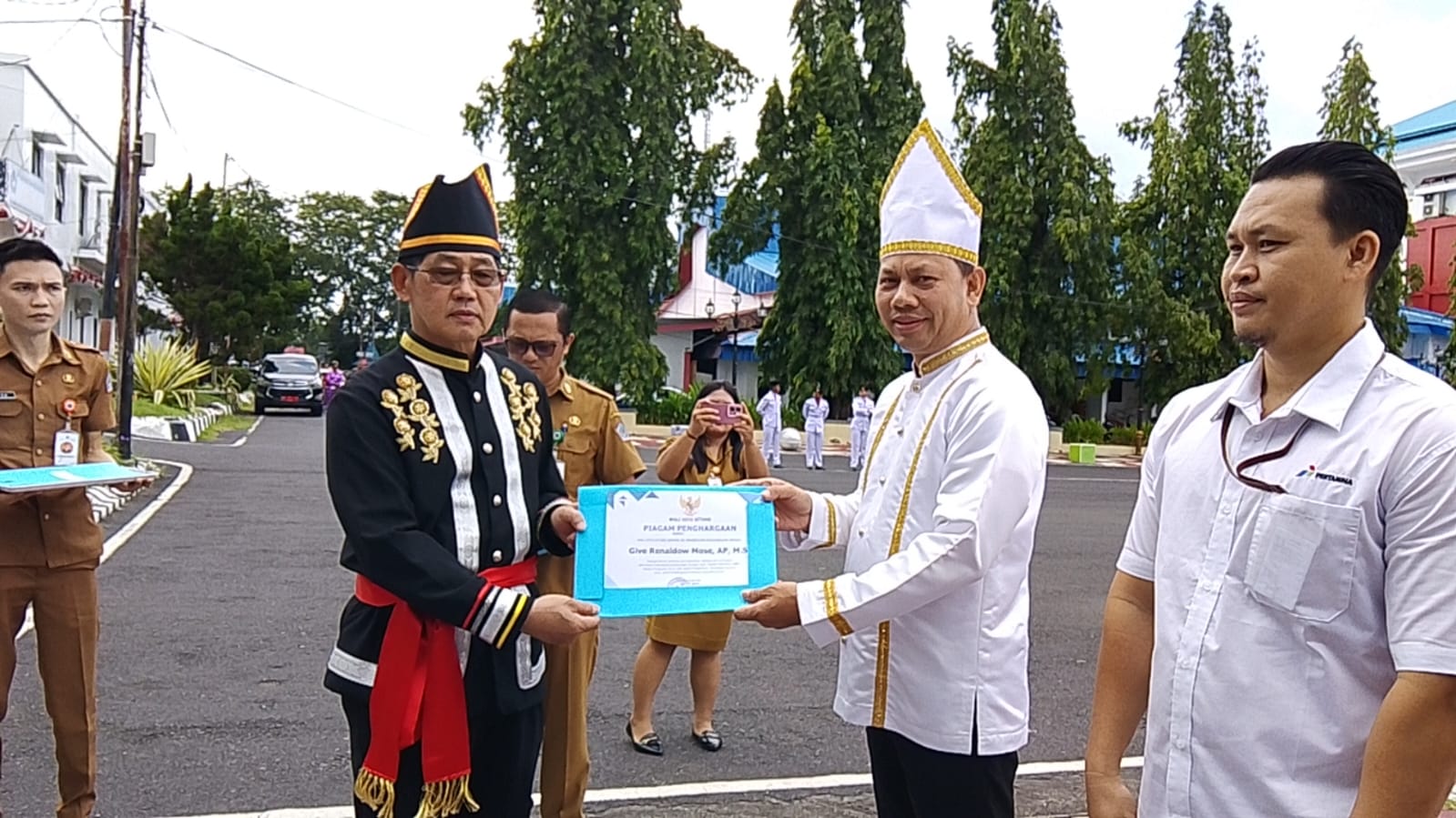 HARGANAS ke-33, Wali Kota Hengky Honandar Serukan Keluarga Tangguh Hadapi Era Digital dan Wujudkan Indonesia Emas 2045