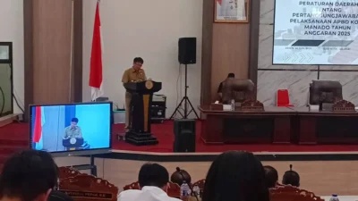 Wali Kota Andrei Angouw Hadiri Paripurna DPRD Manado Bahas Pertanggungjawaban APBD 2025