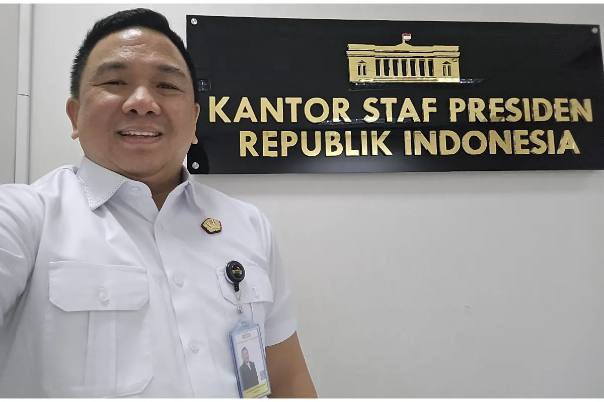 Jackson Andre William Kumaat Resmi Diangkat Jadi Tenaga Profesional Kantor Staf Presiden