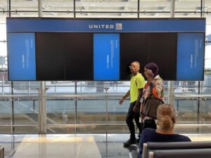 Gara-Gara Bluetooth Penumpang, Penerbangan United Airlines Tujuan Spanyol Terpaksa Putar Balik