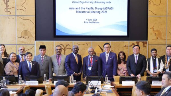 Bagaimana Indonesia Cegah Pekerjaan Tergeser AI? Ini Strateginya 1 Menteri Ketenagakerjaan Yassierli menegaskan pentingnya kolaborasi internasional untuk mengantisipasi risiko Pekerjaan Tergeser AI.