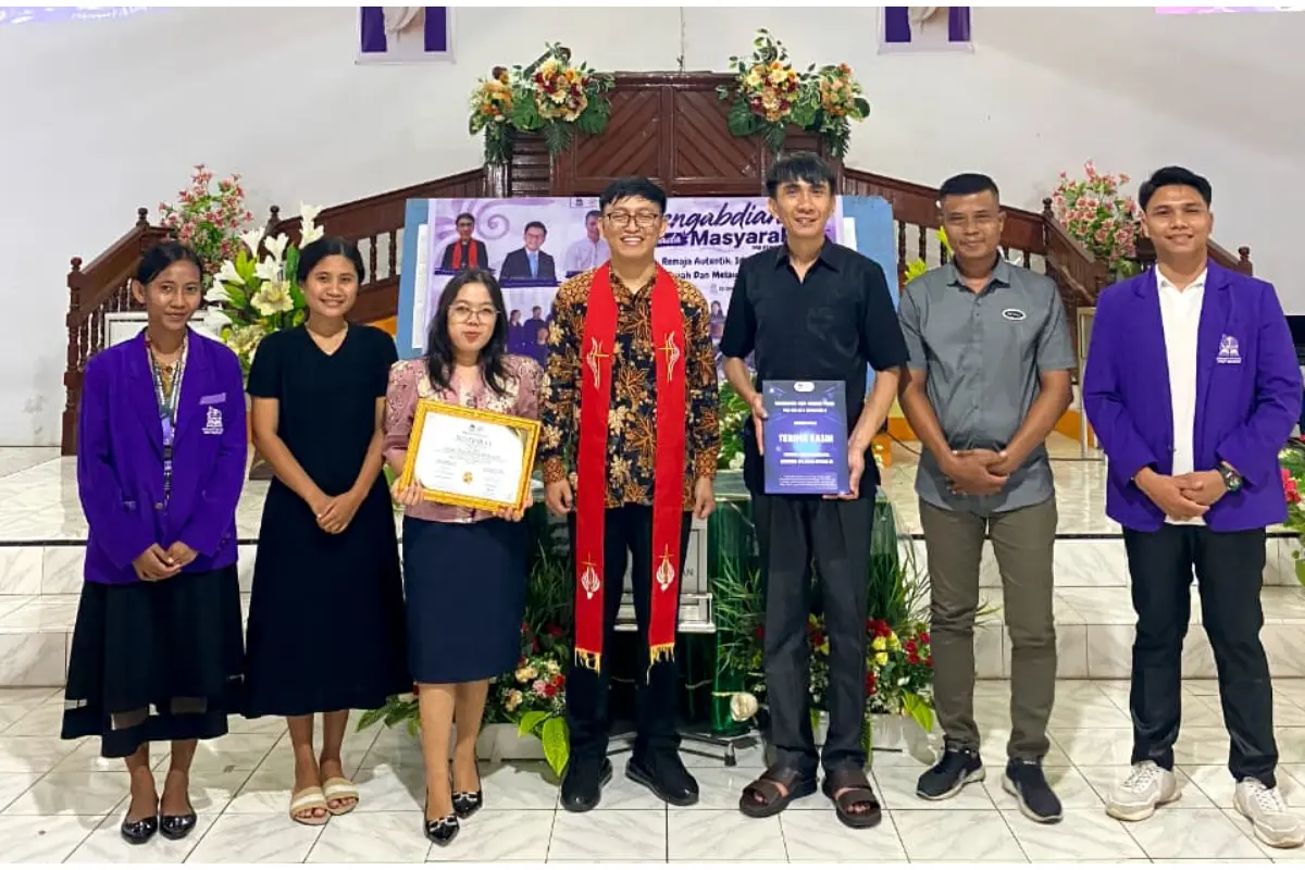 Prodi PAK IAKN Manado Bina Remaja GMIM Filadelfia Lembeh Jadi Generasi Autentik