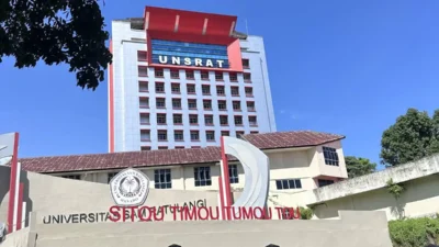 Gedung Fakultas Hukum Universitas Sam Ratulangi (Unsrat) Manado yang menjadi salah satu fakultas favorit pada penerimaan mahasiswa baru Jalur Mandiri Tumou Tou (T2) 2026.