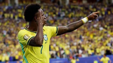 Vinicius Junior merayakan gol yang dicetaknya saat pertandingan melawan Skotlandia di Grup C dalam ajang Piala Dunia FIFA 2026 di Miami Stadium, Miami, Amerika Serikat, pada 24 Juni 2026. (Xinhua/Xu Zijian)