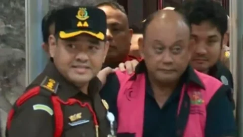 Kejagung Resmi Tahan Eks Kepala BGN Dadan Hindayana Cs