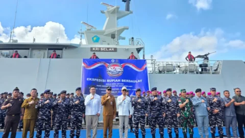 BI dan TNI AL Kirim Rp5,5 Miliar ke Lima Pulau 3T dari Bitung