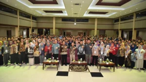 Wamendikdasmen Ingatkan Bahaya Digitalisasi Berlebihan, Kreativitas Murid Bisa Menurun