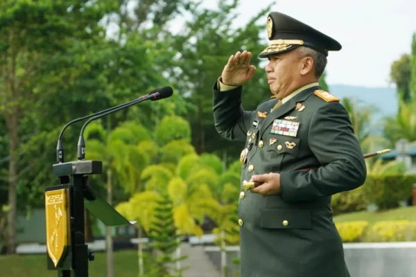 Pangdam XIII/Merdeka: Pancasila Jadi Bintang Penuntun di Tengah Tantangan Zaman 8 Pangdam XIII/Merdeka: Pancasila Jadi Bintang Penuntun di Tengah Tantangan Zaman