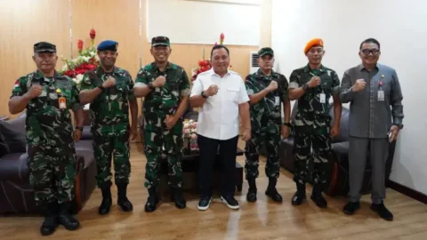 Bupati Robby Dondokambey Terima Courtesy Call Danlanud Sam Ratulangi Manado